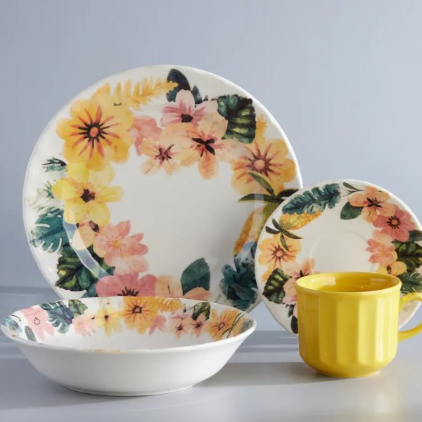 Vajilla CORONA Caribeña 4 Puestos / 16 Piezas