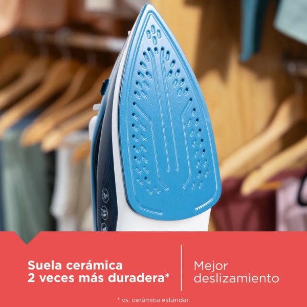 Plancha de ropa Black+Decker ICR004 Retractil Cerámica