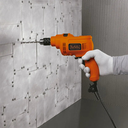 Taladro Percutor de 3/8 Pulgadas 550W Black And Decker